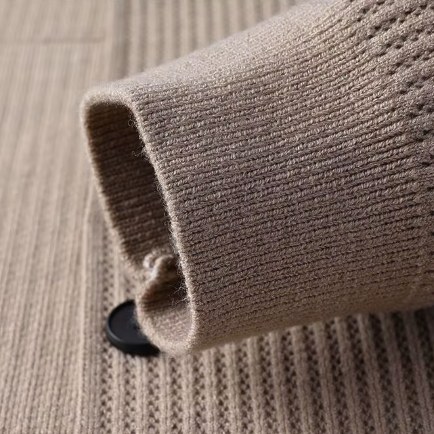 Elvano Wool Cardigan